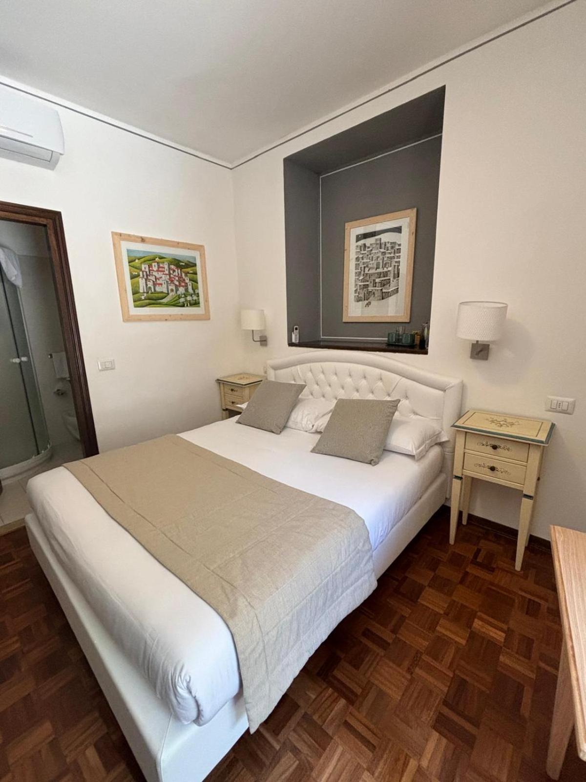 Hotel La Fortezza Assise Extérieur photo